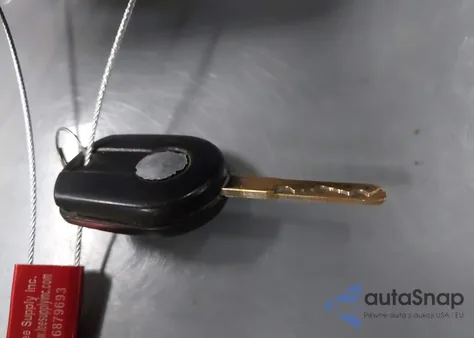 2019 Ford Fiesta Se z USA, uszkodzony, nr VIN 3FADP4BJ2KM143404